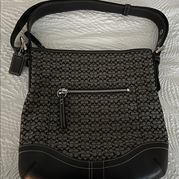 Vintage Coach Over the Shoulder Bag - Picture 1 of 4